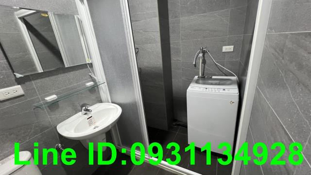 302