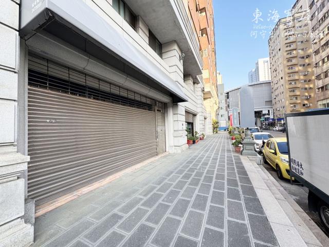 台中南屯華廈-1